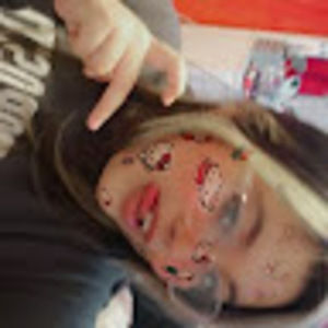 Meet your Posher, Nadya